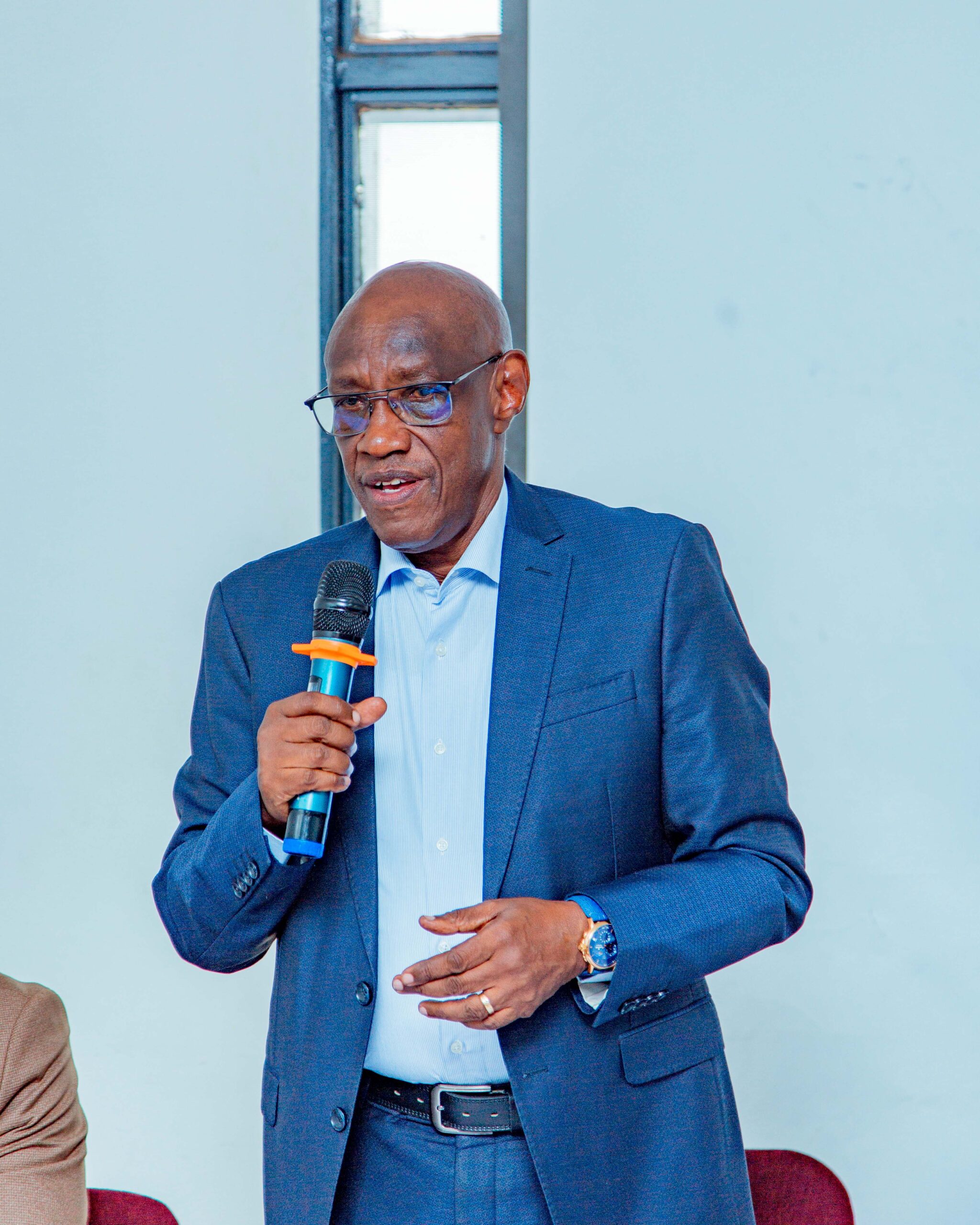 Chairman Afrika addressing the students during the discussion.